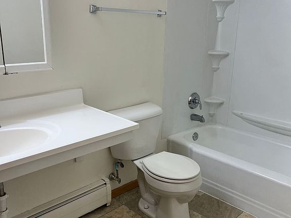 5th image of 1016 Grandview Dr #108