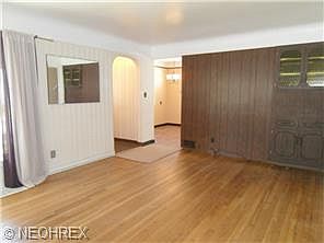 3rd image of 7407 Woodhaven Ave