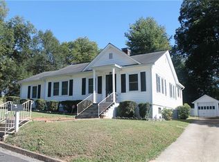 103 W Catawba St, Morganton, NC 28655
