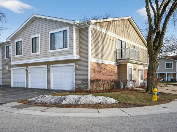 455 Kennedy Pl, Vernon Hills, IL 60061