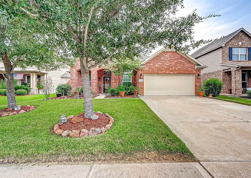 1st image of 3210 Palacious Falls Ln