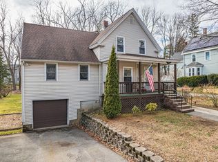 13 Washington Ave, Andover, MA 01810
