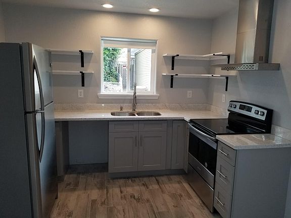 2nd image of 1212 S 8th St #B