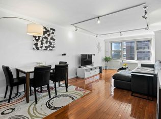 305 E 24th St APT 15R, New York, NY