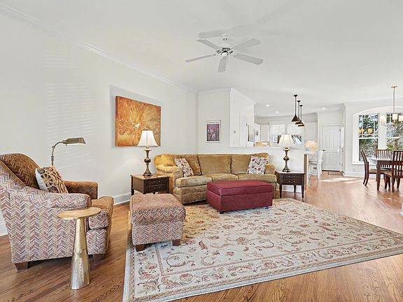 5th image of 4800 Crestmore Rd