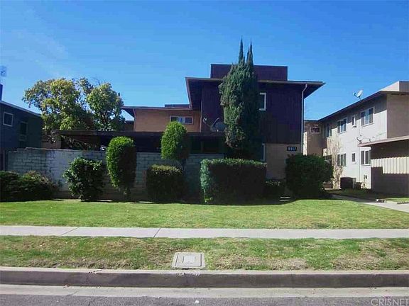 2nd image of 9817 Crenshaw Blvd