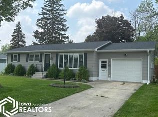 210 3rd St S, Humboldt, IA 50548