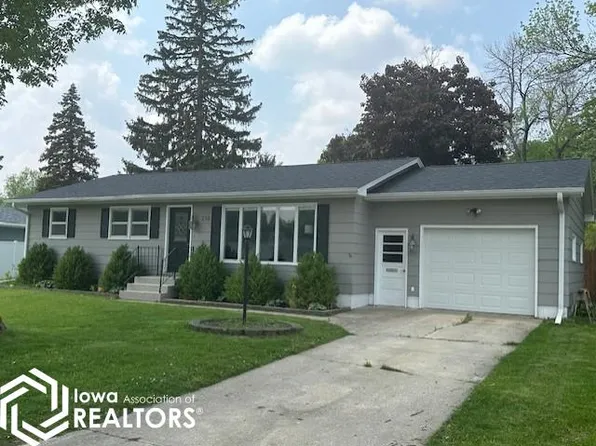 210 3rd St S, Humboldt, IA 50548