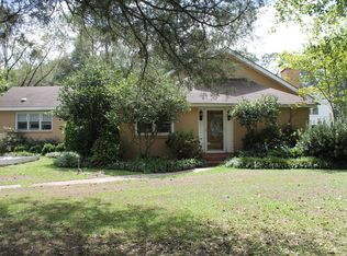 17150 Cottonwood Rd, Cottonwood, AL 36320