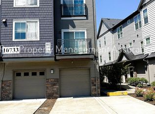 10733 NE Red Wing Way UNIT 203, Hillsboro, OR 97006