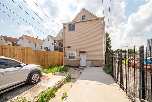 2nd image of 4503 S Justine St