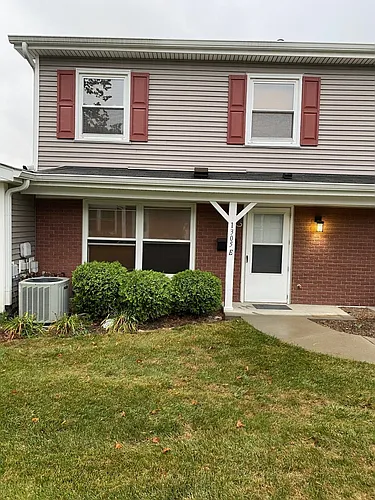 1305 Kingsbury Dr #E Photo 1 1305 Kingsbury Dr #E Photo 1
