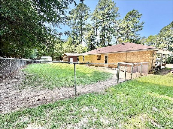 5th image of 102 Jill Ct