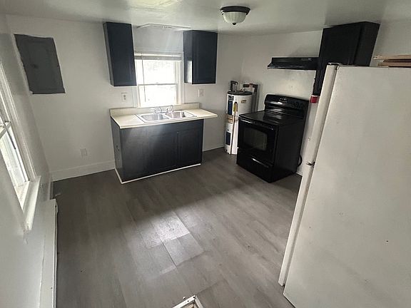5th image of 11459 Peters Ave House 11460