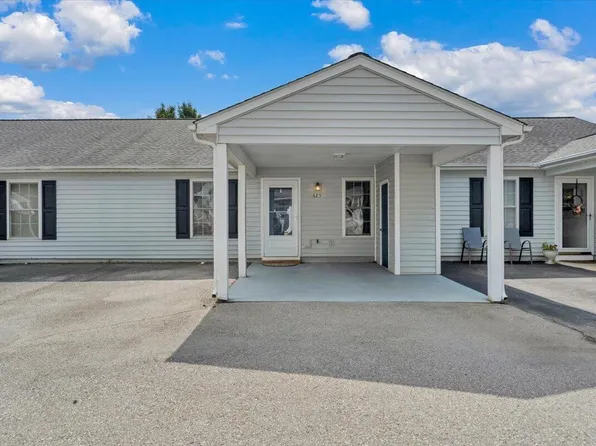425 Tinkerview Dr, Cloverdale, VA 24077