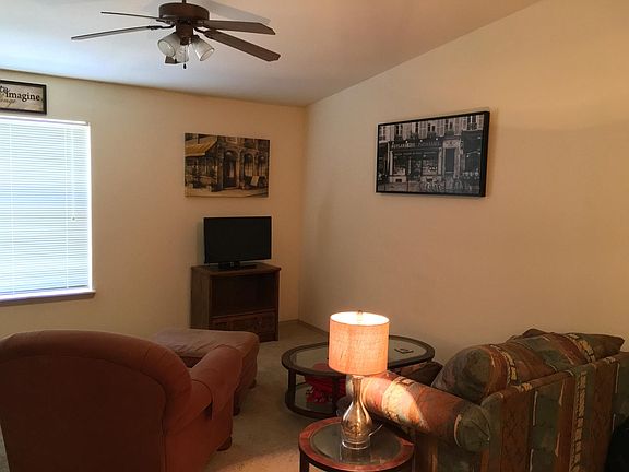 5th image of 5020 Clark Ln APT 205