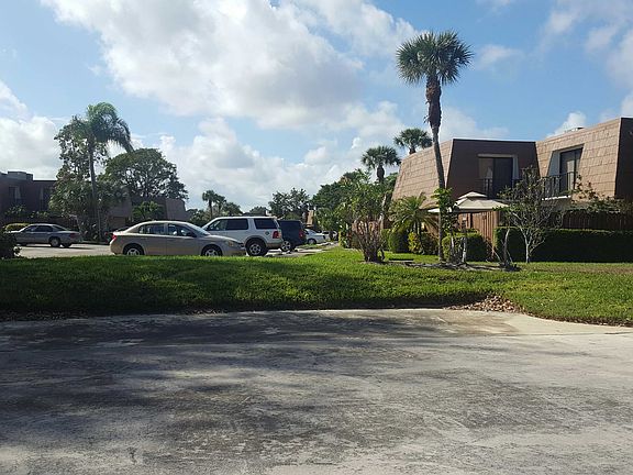 5th image of 6022 SE Riverboat Dr