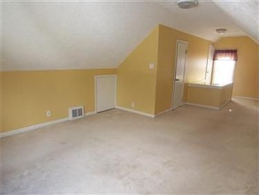 5th image of 1555 Longwood Dr