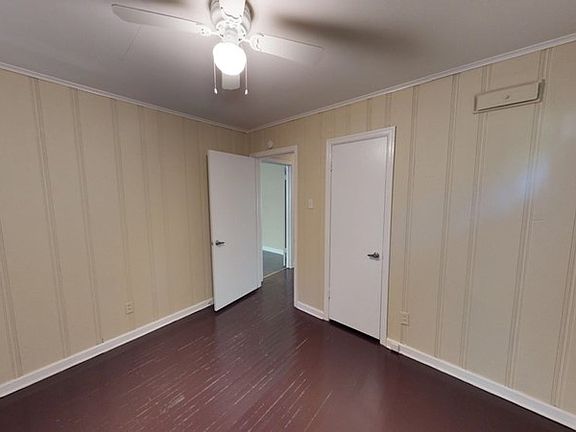 4th image of 3757 Argonne St