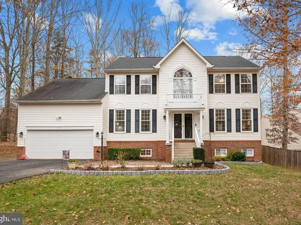 13780 Holly Forest Dr, Manassas, VA 20112