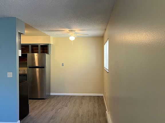 2nd image of 2812 SE 16th Ave #2812