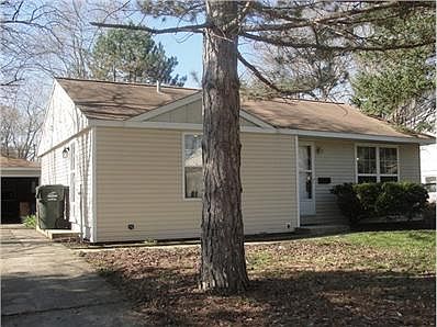 2nd image of 633 W Wind Dr