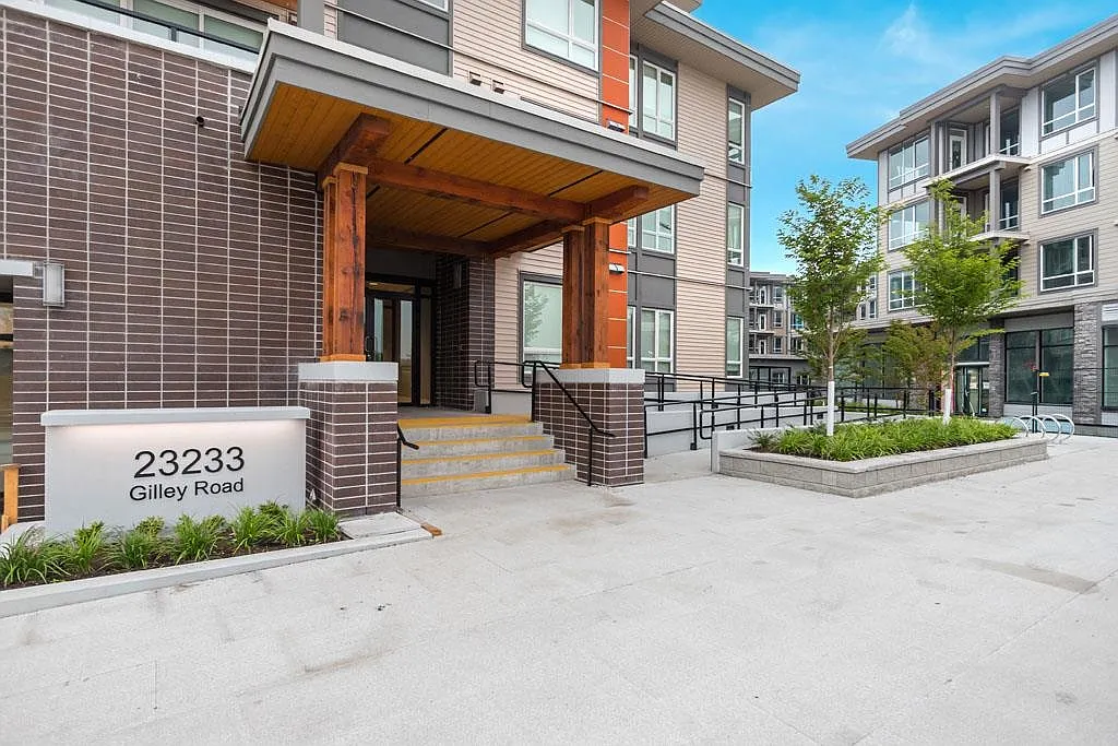 1 bed, 651 sqft, $1,950 — Photo 2