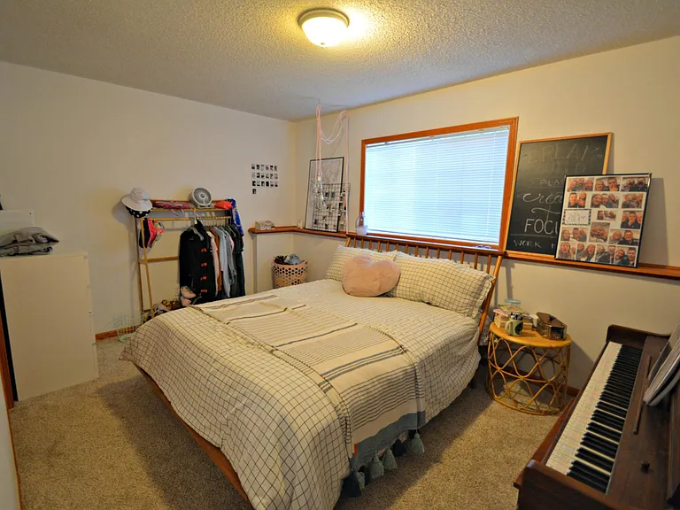 15728 Fox Cir — Photo 10