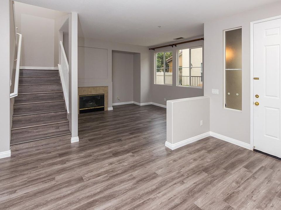1st image of 14 Willowdale