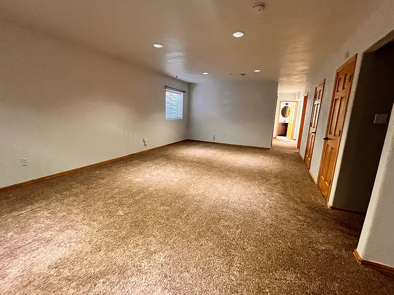 3015 Summit Ct — Photo 19