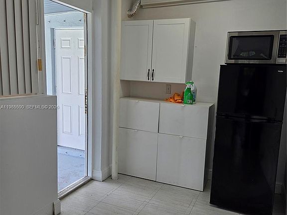 4th image of 29420 SW 152nd Ave #2