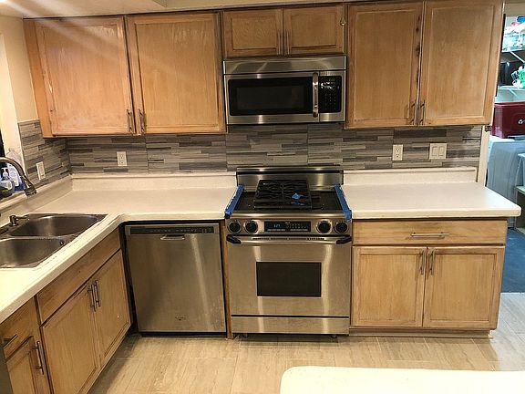 5th image of 2451 Wood Oak Dr