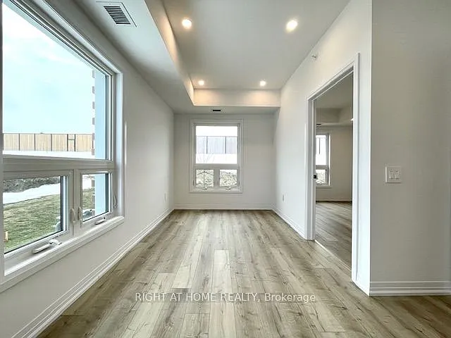 15 Kneeshaw Dr #102 — Photo 13