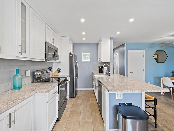 5th image of 104 Wisconsin Ave APT 3