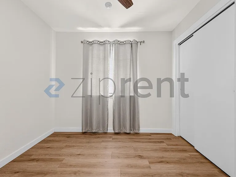 11216 Henge Dr — Photo 17
