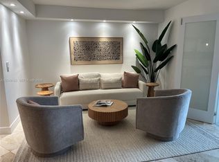 Roney Palace Condo, Miami Beach, FL 33139