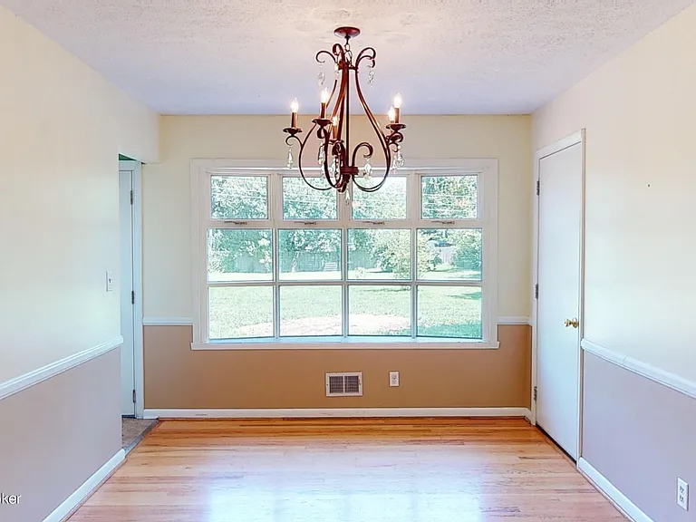 707 Dorsey Way — Photo 6