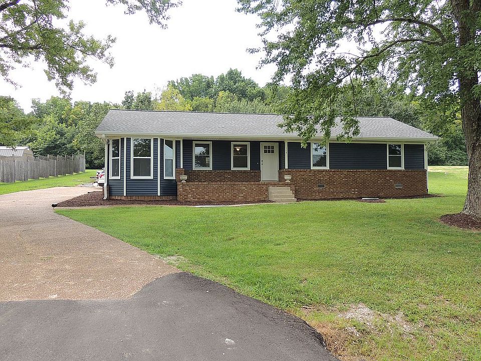 1st image of 114 Fontenay Dr