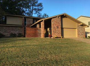 2511 Silver Maple Dr, Little Rock, AR 72210