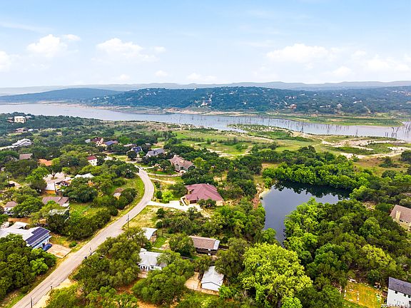 2nd image of 1397 CANYON LAKE DR