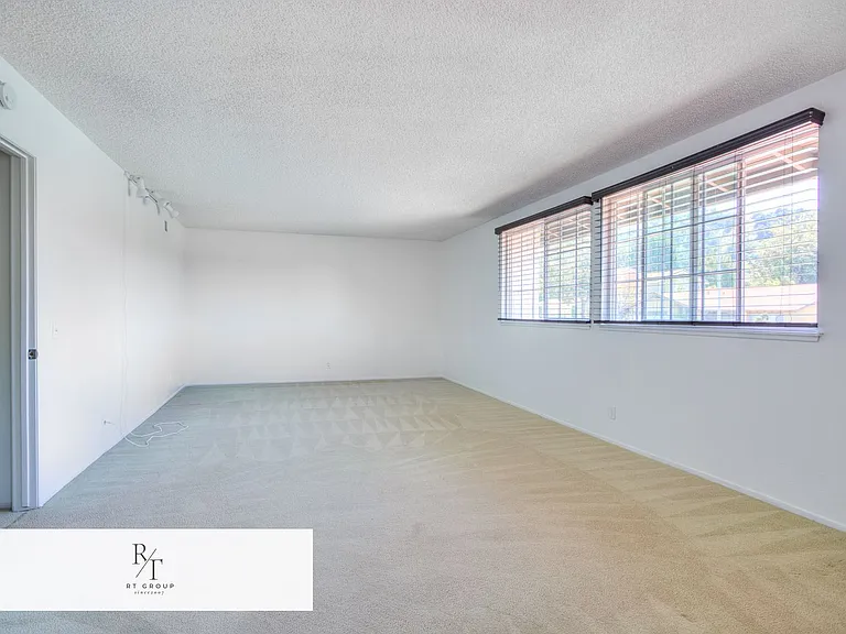 2352 Birch Log Way — Photo 28