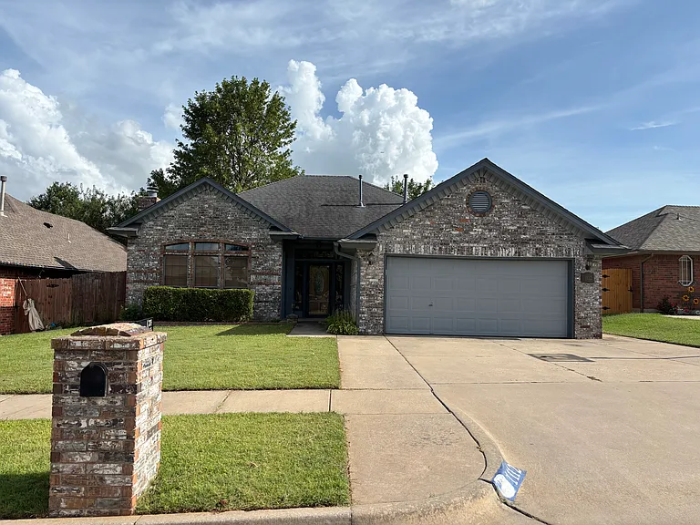 1112 SW 132nd Pl — Photo 30
