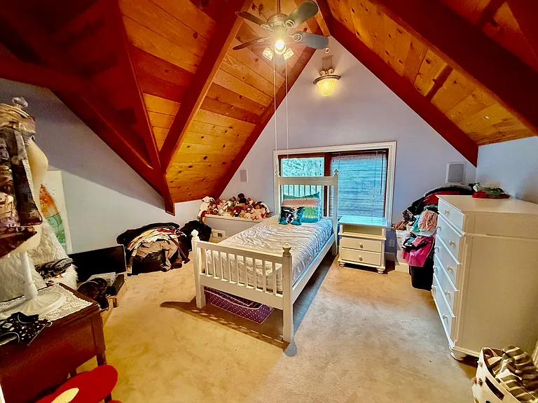 3rd floor, second bedroom.
