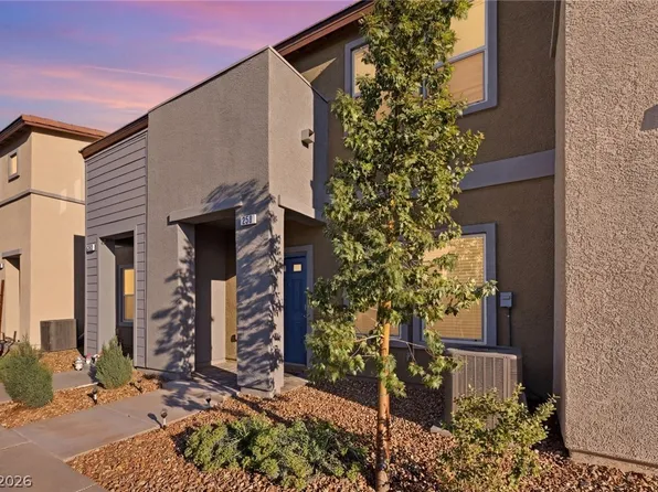 554 Foothill Cove Ln, Henderson, NV 89002