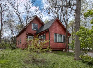 519 Mesita Rd, Fontana, WI 53125