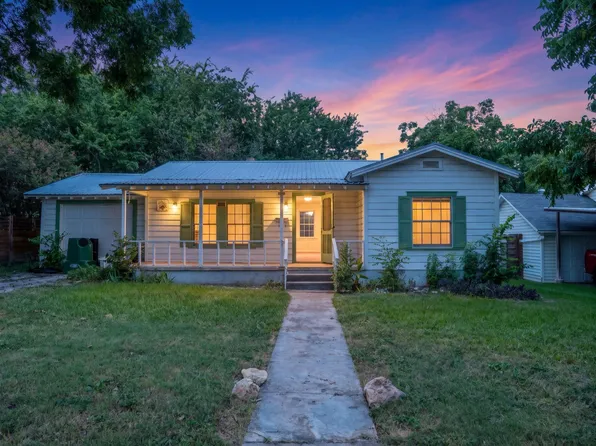 704 E Austin Ave, Round Rock, TX 78664