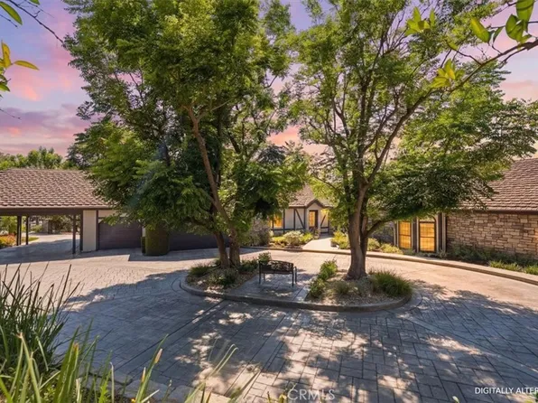 2445 Rolling Ridge Rd, Riverside, CA 92506