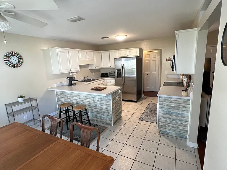 104 Adams Ct — Photo 10