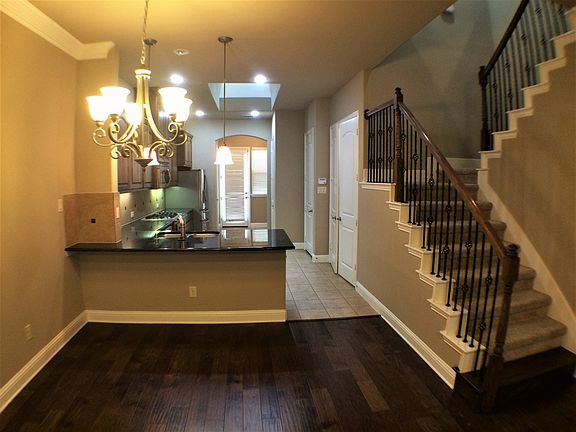 5th image of 10524 Steinbeck Ln