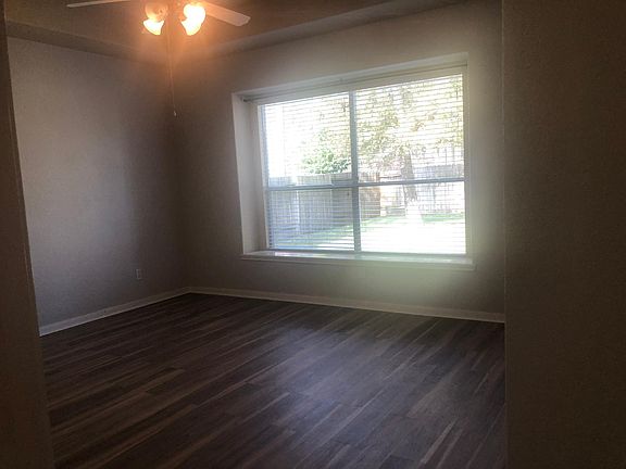2nd image of 2 W Montfair Blvd